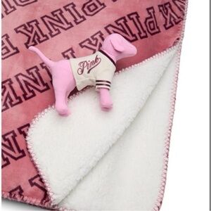 Victoria’s Secret PINK Cozy Logo Large Sherpa Throw and Mini Pink Dog Set NEW